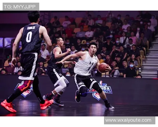 赛后分析:上海篮球队与武汉篮球队的耐力较量与战术对决 赛后分析:上海篮球队与武汉篮球队的耐力较量与战术对决